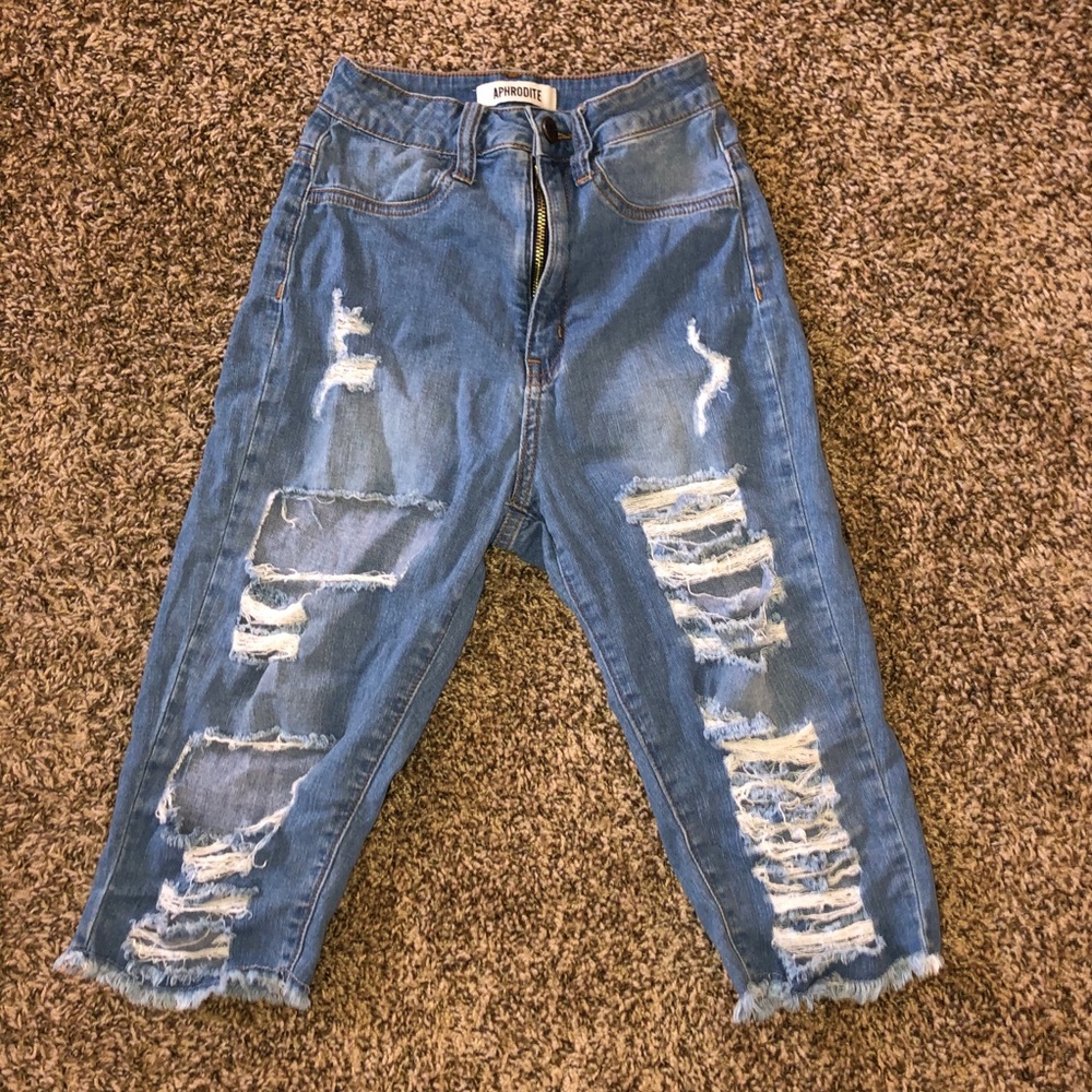 Super high waisted jeans